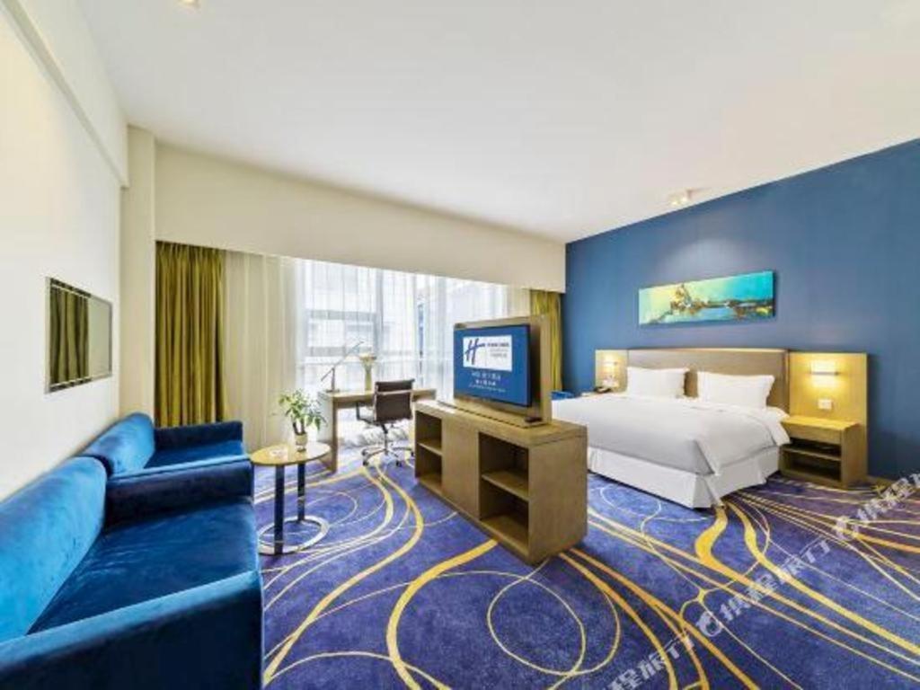 Holiday Inn Express Dujiangyan Ancient City Zewnętrze zdjęcie