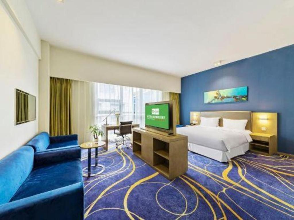 Holiday Inn Express Dujiangyan Ancient City Zewnętrze zdjęcie