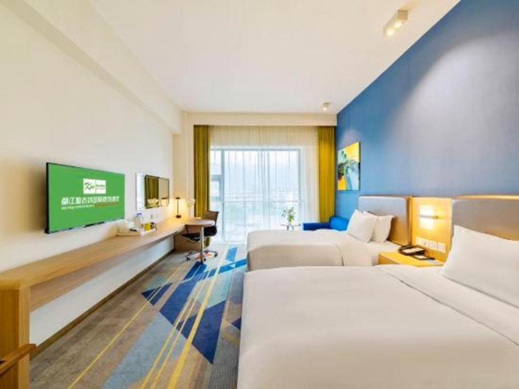Holiday Inn Express Dujiangyan Ancient City Zewnętrze zdjęcie