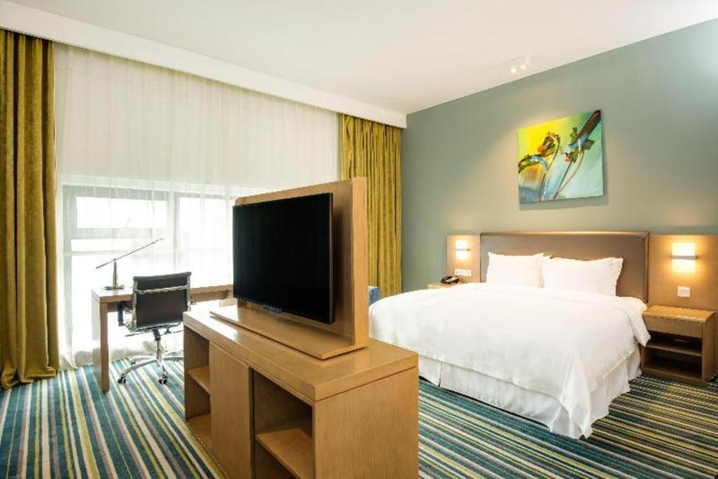 Holiday Inn Express Dujiangyan Ancient City Zewnętrze zdjęcie