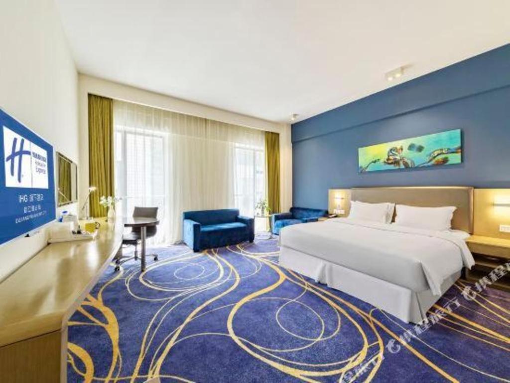 Holiday Inn Express Dujiangyan Ancient City Zewnętrze zdjęcie
