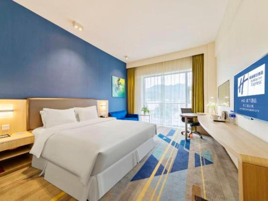 Holiday Inn Express Dujiangyan Ancient City Zewnętrze zdjęcie