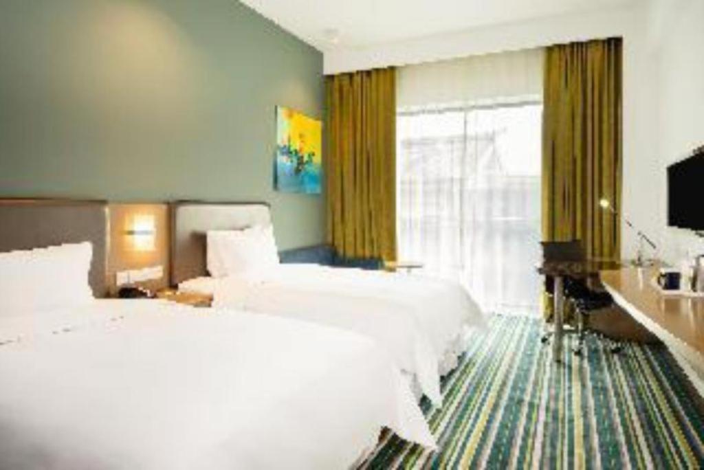 Holiday Inn Express Dujiangyan Ancient City Zewnętrze zdjęcie